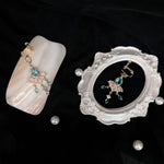 Load image into Gallery viewer, Crystal Pendant Nipple Clamps