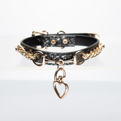 Heart Shape Ring Snake Skin Texture Collar