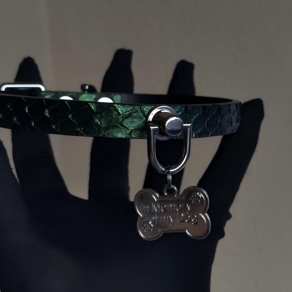 Rivet Green Snake Skin Bracelet Collar (Pure Handcraft)