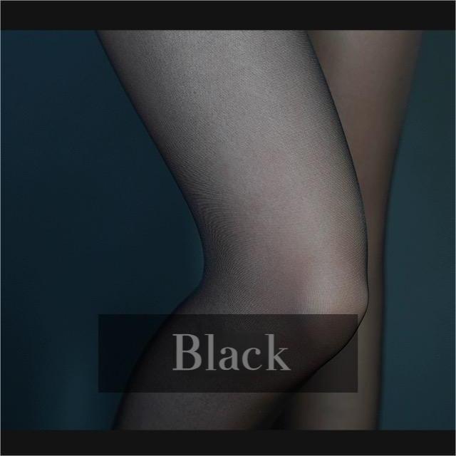 Silkseduce crotchless pantyhose