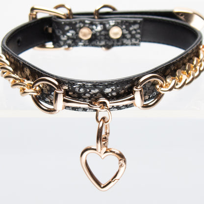 Heart Shape Ring Snake Skin Texture Collar